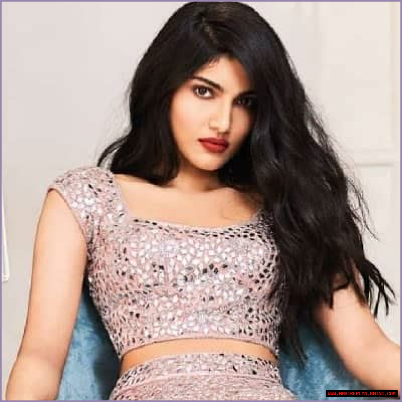 Alizeh Agnihotri- Bio, Height, Net Worth, Boyfriend