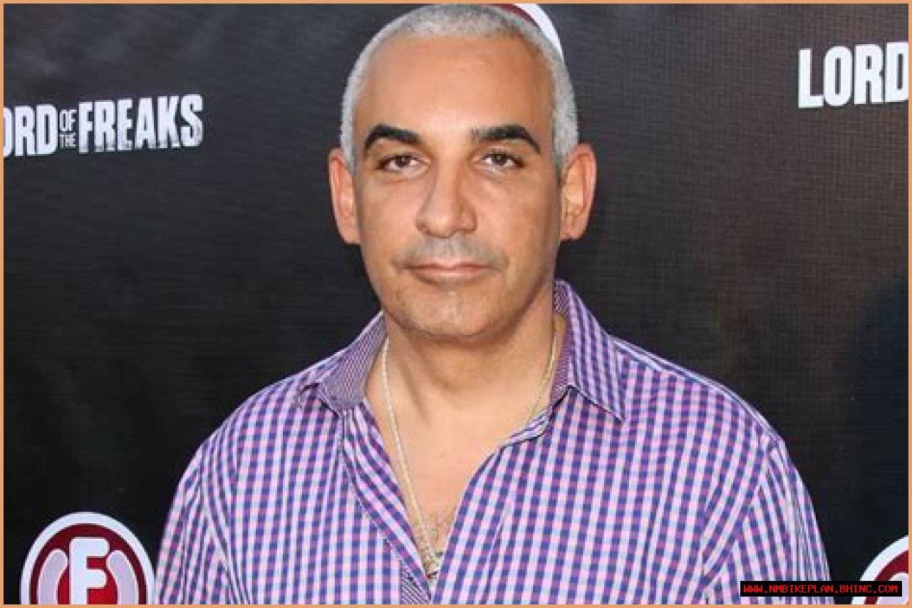 Alki David Biography and Net Worth