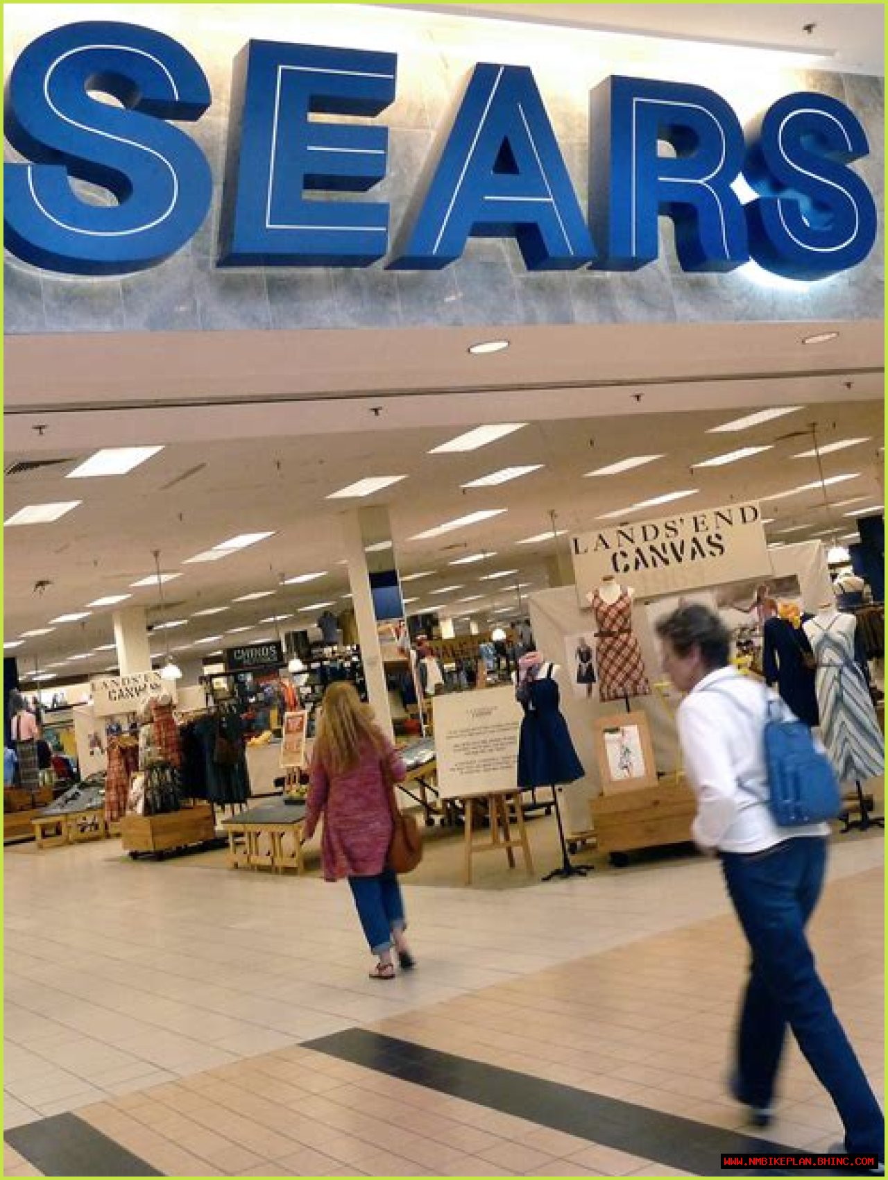 Can you still return Lands End at Sears?