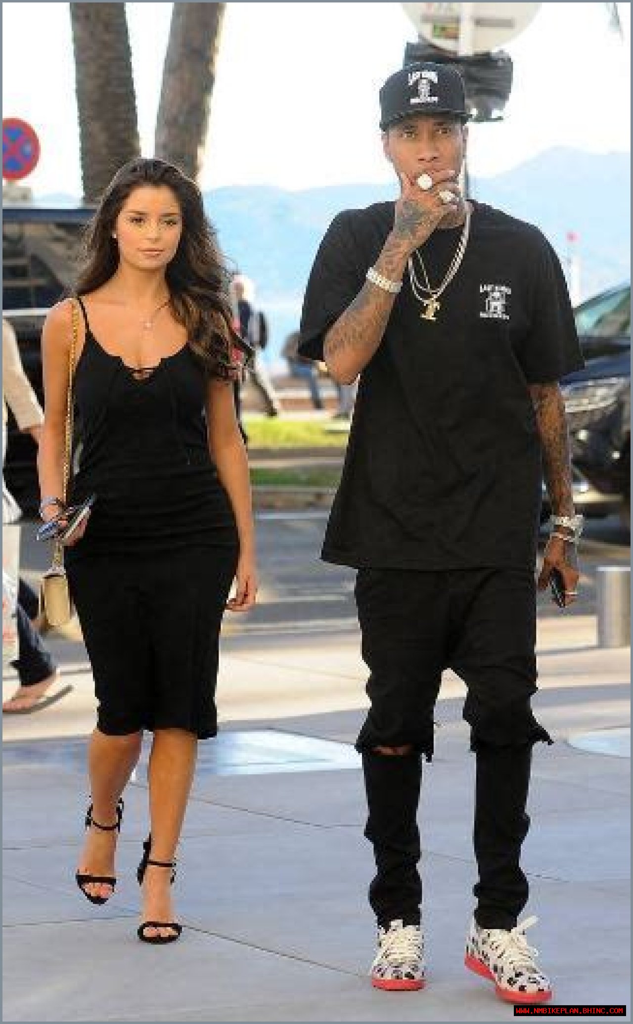 Demi Rose Is Currently Single But Dated Several Artists In The Past.