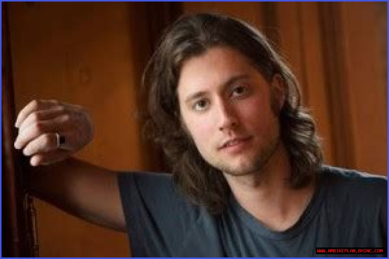 
How Much Money Does Ludwig Goransson Make? Latest Income Salary
