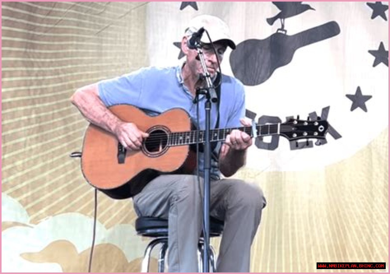 James Taylor Saves The Day At Newport Folk Festival