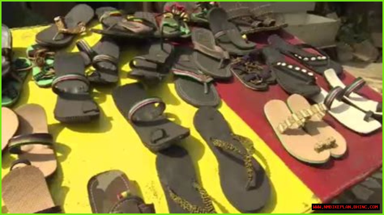 Kenya entrepreneurs turn old tyres into shoes | Business and Economy