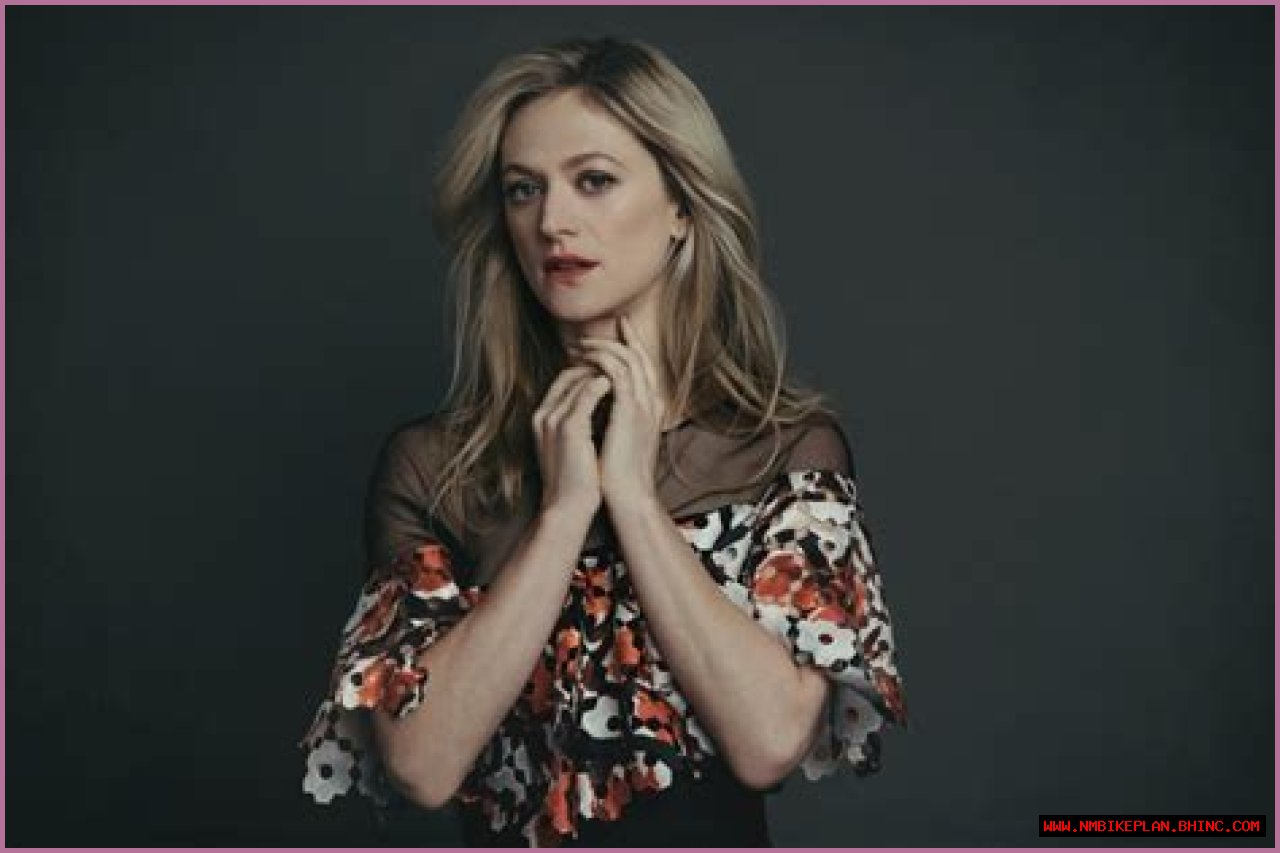 Marin Ireland: Age, Net Worth, Boyfriend, Family, Height, Biography
