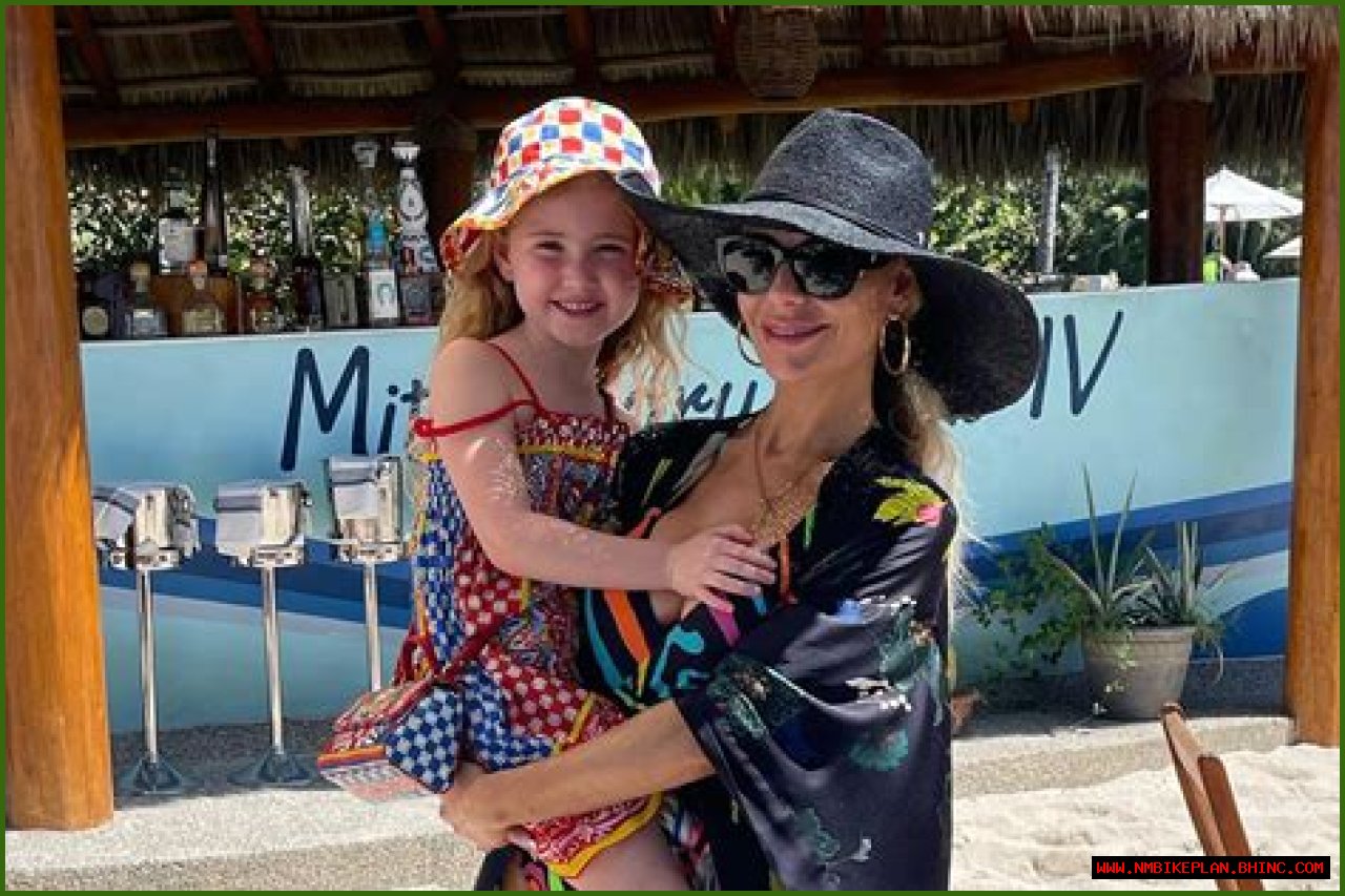 Phoenix Kemsley, Daughter of Dorit Kemsley and Paul Kemsley! Know About Her Birthday, Helmet, Age, Net Worth, & More.