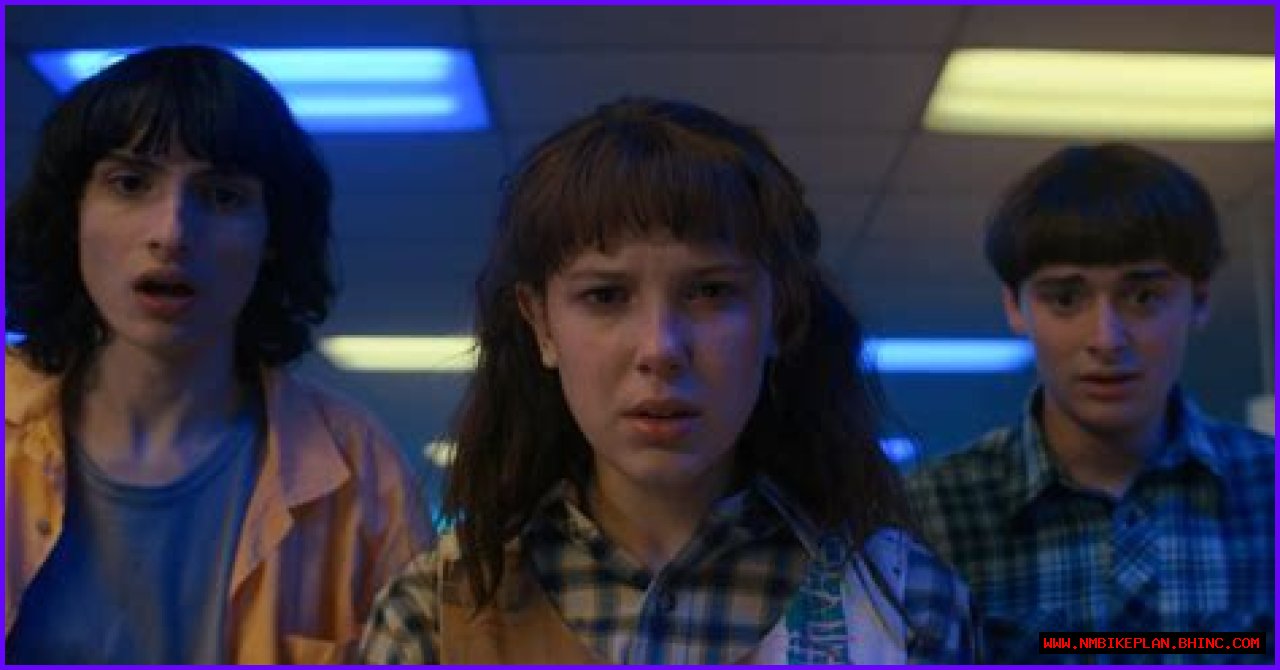 The Kids Are All Grown Up — Here's How Old the Kids in 'Stranger Things' Are in Season 4