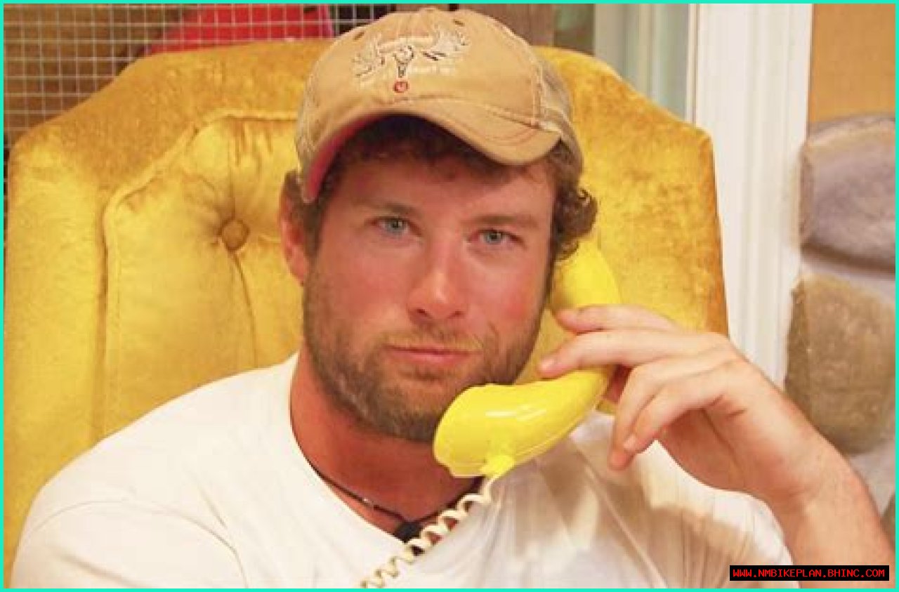 Walt Windham - Age, Bio, Birthday, Family, Net Worth