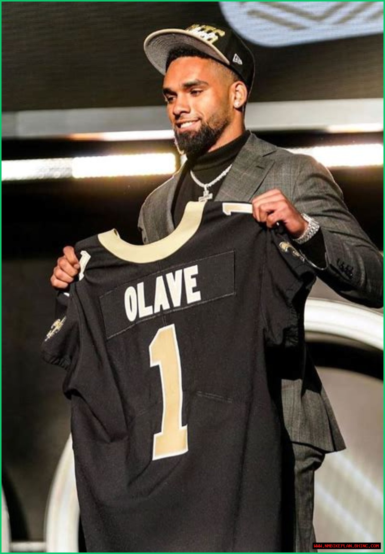 Who Are Raul Olave And Causha Olave? Meet NFL Draft Prospect Chris Olave's Parents And Family 
