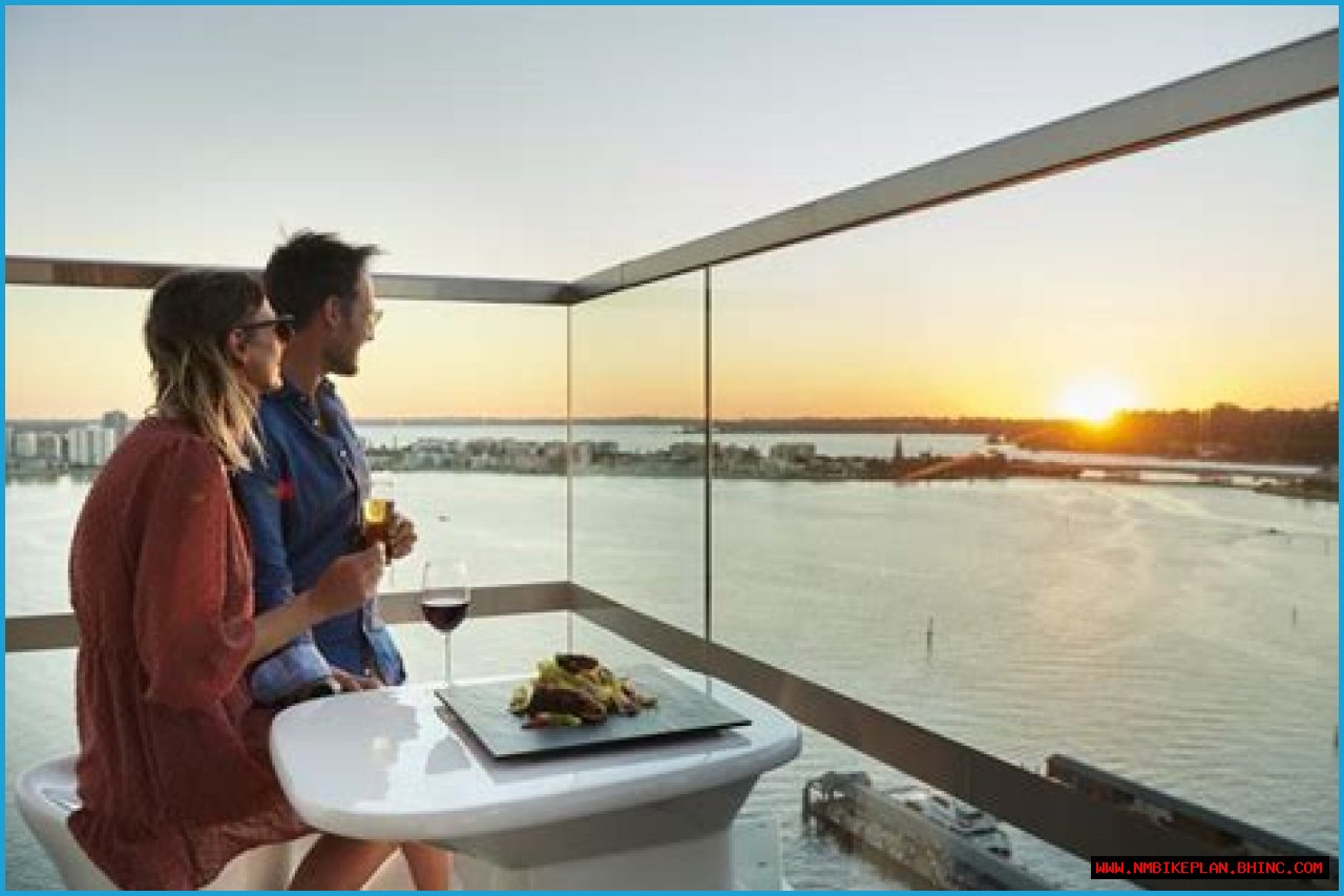 Win A Hotel Stay With DoubleTree by Hilton